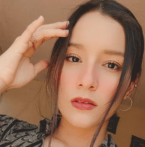 Meet your Posher, Ena yael